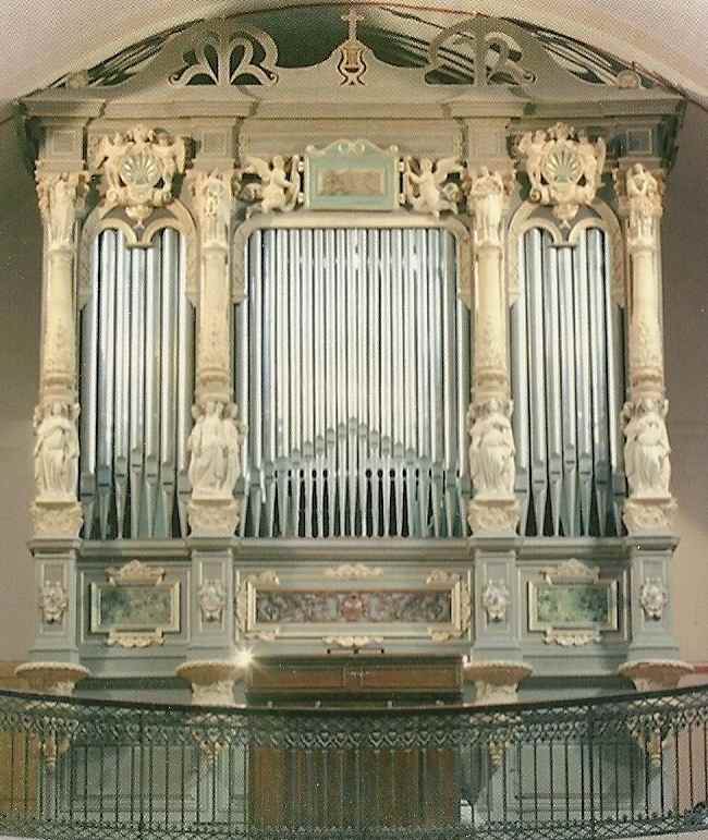 buffet de l'orgue de St Louis de Bédarieux